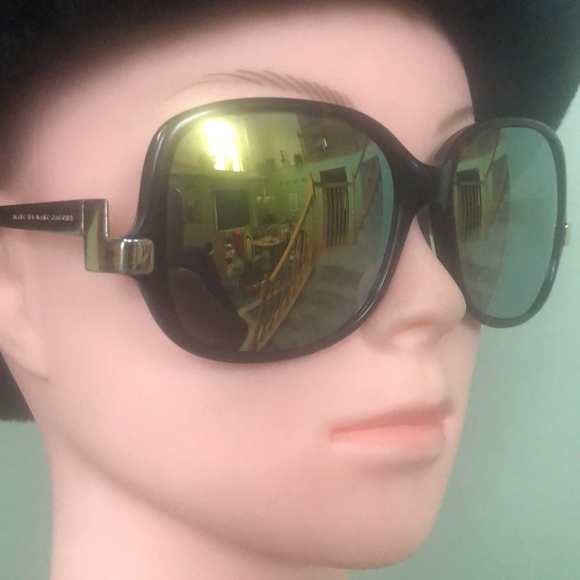 Marc Jacobs Sunglasses main image 4